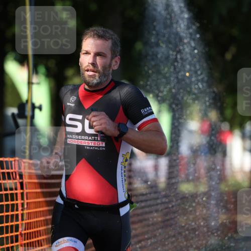 07.09.2025 - 19. Norderstedt Triathlon Michael Strokosch http://msf.ph/oto/8817691 07.09.2025 15:40:02 Laufen  meine-sportfotos.de