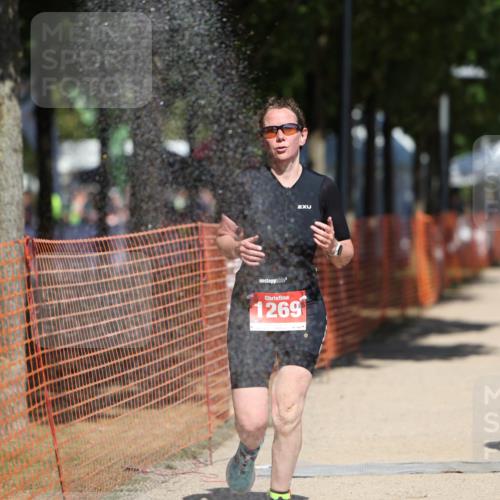 07.09.2025 - 19. Norderstedt Triathlon Michael Strokosch http://msf.ph/oto/8817744 07.09.2025 12:58:58 Laufen 224, 701, 1269 meine-sportfotos.de