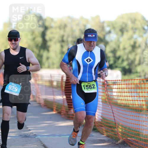 07.09.2025 - 19. Norderstedt Triathlon Michael Strokosch http://msf.ph/oto/8817772 07.09.2025 16:38:48 Laufen 432, 883, 929, 933, 1475, 1562, 1585 meine-sportfotos.de