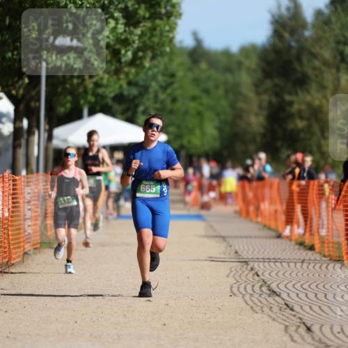 07.09.2025 - 19. Norderstedt Triathlon Michael Strokosch http://msf.ph/oto/8817793 07.09.2025 10:48:54 Laufen 71, 113, 645, 665 meine-sportfotos.de