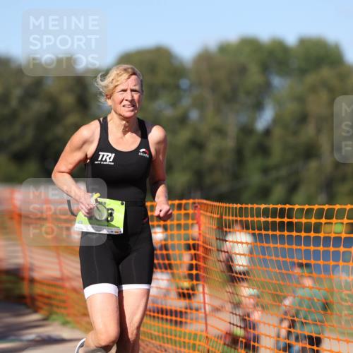 07.09.2025 - 19. Norderstedt Triathlon Michael Strokosch http://msf.ph/oto/8817799 07.09.2025 15:40:19 Laufen 463, 1466 meine-sportfotos.de