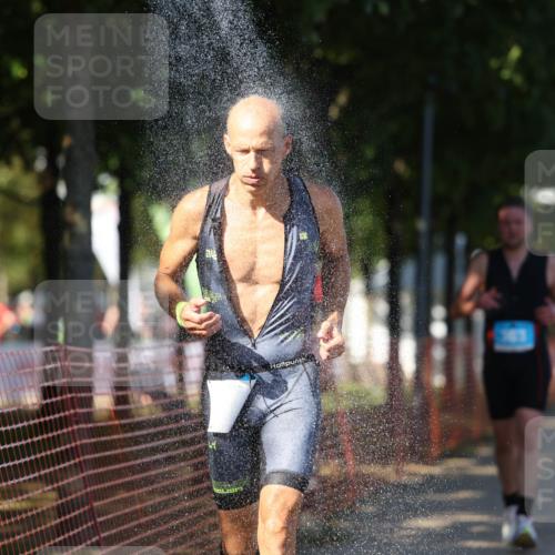 07.09.2025 - 19. Norderstedt Triathlon Michael Strokosch http://msf.ph/oto/8817833 07.09.2025 15:40:45 Laufen 363 meine-sportfotos.de