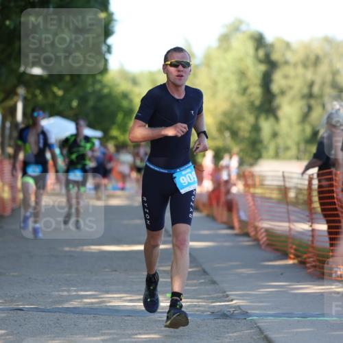 07.09.2025 - 19. Norderstedt Triathlon Michael Strokosch http://msf.ph/oto/8817842 07.09.2025 16:38:59 Laufen 416, 909, 915, 957 meine-sportfotos.de
