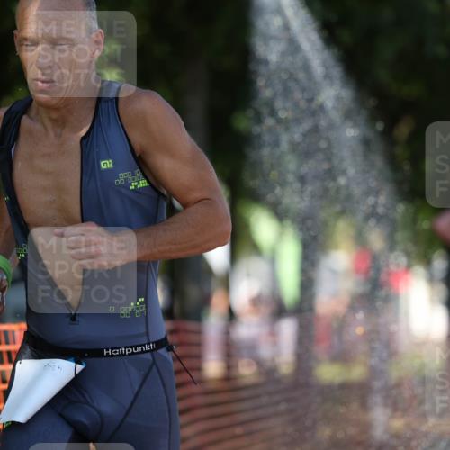 07.09.2025 - 19. Norderstedt Triathlon Michael Strokosch http://msf.ph/oto/8817846 07.09.2025 15:40:46 Laufen 363 meine-sportfotos.de