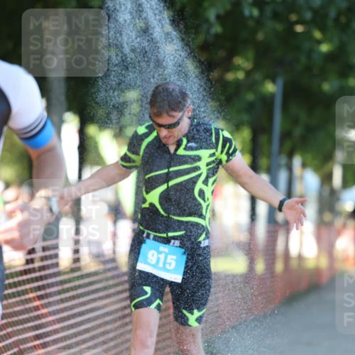 07.09.2025 - 19. Norderstedt Triathlon Michael Strokosch http://msf.ph/oto/8817860 07.09.2025 16:39:05 Laufen 416, 915, 916, 1060, 1073, 1105, 1550 meine-sportfotos.de