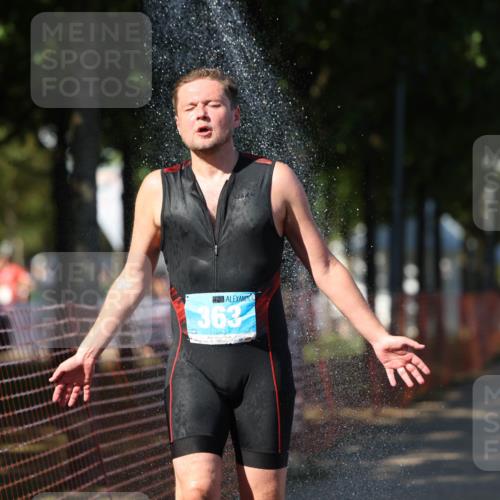 07.09.2025 - 19. Norderstedt Triathlon Michael Strokosch http://msf.ph/oto/8817864 07.09.2025 15:40:49 Laufen 363 meine-sportfotos.de