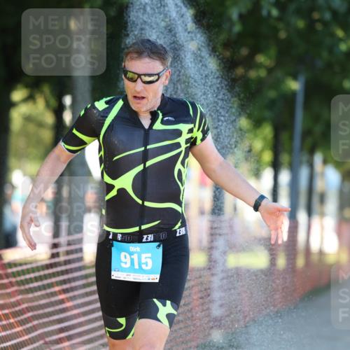 07.09.2025 - 19. Norderstedt Triathlon Michael Strokosch http://msf.ph/oto/8817866 07.09.2025 16:39:05 Laufen 416, 915, 916, 1060, 1073, 1105, 1550 meine-sportfotos.de