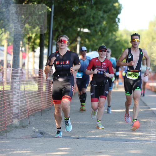 07.09.2025 - 19. Norderstedt Triathlon Michael Strokosch http://msf.ph/oto/8817874 07.09.2025 16:39:09 Laufen 916, 944, 1060, 1067, 1073, 1105, 1550 meine-sportfotos.de