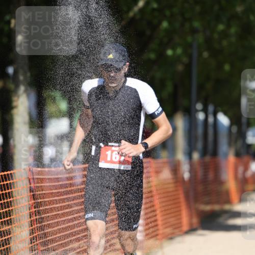 07.09.2025 - 19. Norderstedt Triathlon Michael Strokosch http://msf.ph/oto/8817891 07.09.2025 12:59:09 Laufen 167 meine-sportfotos.de