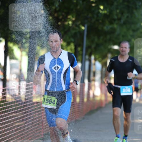 07.09.2025 - 19. Norderstedt Triathlon Michael Strokosch http://msf.ph/oto/8817946 07.09.2025 16:39:20 Laufen 868, 935, 944, 1083, 1564 meine-sportfotos.de
