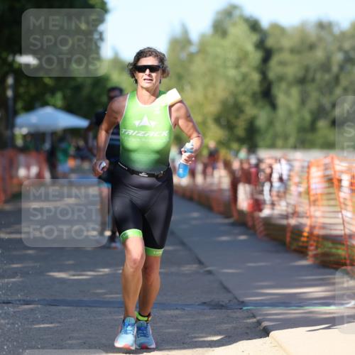 07.09.2025 - 19. Norderstedt Triathlon Michael Strokosch http://msf.ph/oto/8818014 07.09.2025 15:41:36 Laufen 474, 1484 meine-sportfotos.de