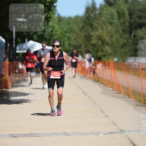 07.09.2025 - 19. Norderstedt Triathlon Michael Strokosch http://msf.ph/oto/8818045 07.09.2025 12:59:33 Laufen 776, 1327 meine-sportfotos.de
