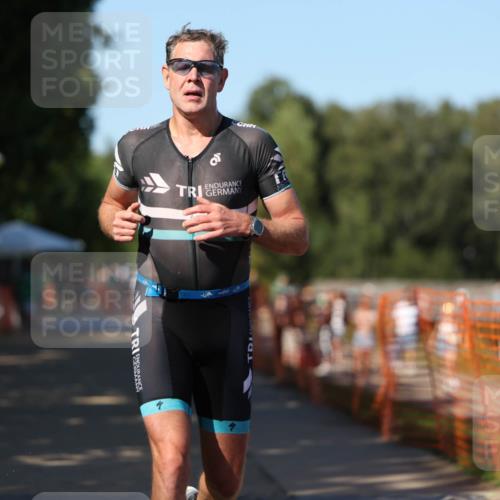 07.09.2025 - 19. Norderstedt Triathlon Michael Strokosch http://msf.ph/oto/8818053 07.09.2025 15:41:40 Laufen 474, 1414, 1484 meine-sportfotos.de