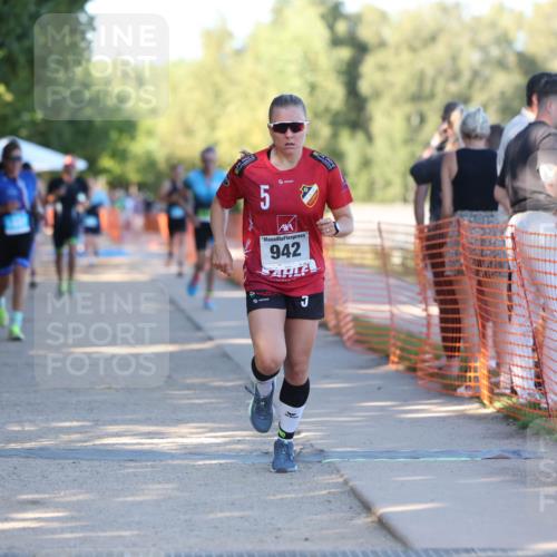 07.09.2025 - 19. Norderstedt Triathlon Michael Strokosch http://msf.ph/oto/8818061 07.09.2025 16:40:12 Laufen 942, 1553, 1632 meine-sportfotos.de