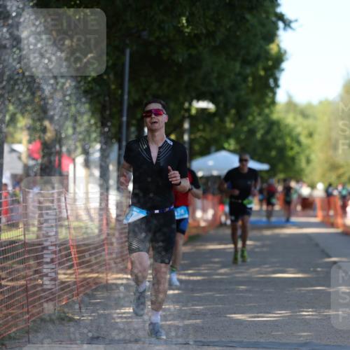 07.09.2025 - 19. Norderstedt Triathlon Michael Strokosch http://msf.ph/oto/8818124 07.09.2025 15:42:03 Laufen 374, 476 meine-sportfotos.de