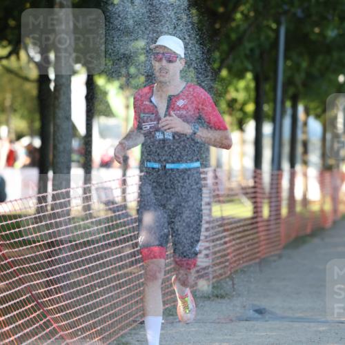 07.09.2025 - 19. Norderstedt Triathlon Michael Strokosch http://msf.ph/oto/8818127 07.09.2025 16:40:23 Laufen 386, 431, 1573, 1614 meine-sportfotos.de