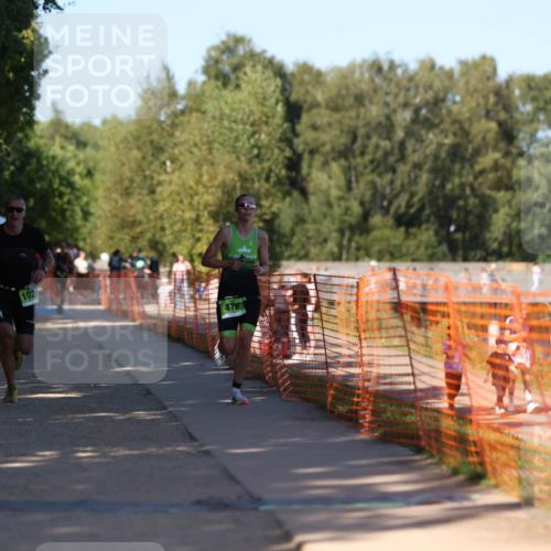 07.09.2025 - 19. Norderstedt Triathlon Michael Strokosch http://msf.ph/oto/8818137 07.09.2025 15:42:04 Laufen 374, 476 meine-sportfotos.de