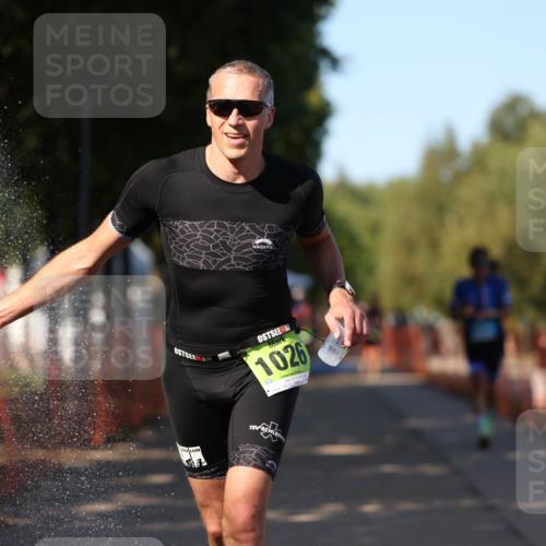 07.09.2025 - 19. Norderstedt Triathlon Michael Strokosch http://msf.ph/oto/8818183 07.09.2025 15:42:09 Laufen 374, 476, 987, 1447 meine-sportfotos.de