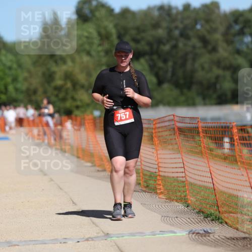 07.09.2025 - 19. Norderstedt Triathlon Michael Strokosch http://msf.ph/oto/8818185 07.09.2025 12:59:52 Laufen 146, 696, 757, 847, 1213 meine-sportfotos.de