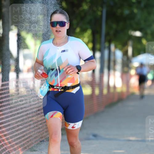 07.09.2025 - 19. Norderstedt Triathlon Michael Strokosch http://msf.ph/oto/8818236 07.09.2025 16:40:40 Laufen 1054, 1102, 1400, 1420 meine-sportfotos.de