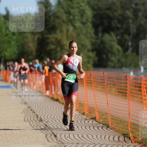 07.09.2025 - 19. Norderstedt Triathlon Michael Strokosch http://msf.ph/oto/8818237 07.09.2025 10:49:38 Laufen 77 meine-sportfotos.de