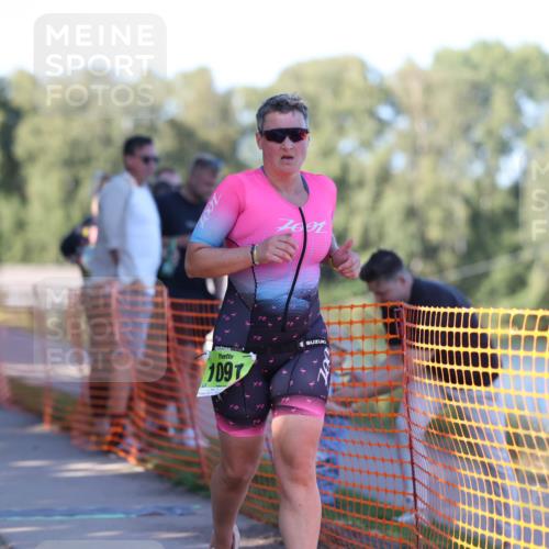 07.09.2025 - 19. Norderstedt Triathlon Michael Strokosch http://msf.ph/oto/8818261 07.09.2025 16:40:54 Laufen 1059, 1090, 1091 meine-sportfotos.de