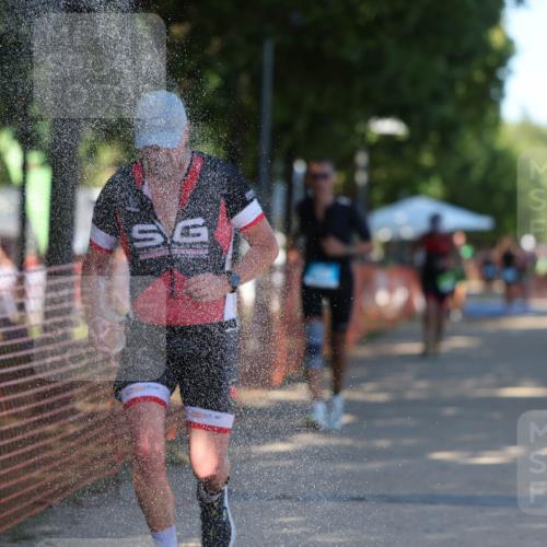 07.09.2025 - 19. Norderstedt Triathlon Michael Strokosch http://msf.ph/oto/8818272 07.09.2025 15:42:16 Laufen 428, 987, 1447 meine-sportfotos.de