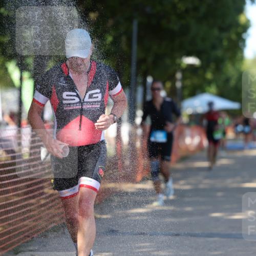 07.09.2025 - 19. Norderstedt Triathlon Michael Strokosch http://msf.ph/oto/8818275 07.09.2025 15:42:16 Laufen 428, 987, 1447 meine-sportfotos.de