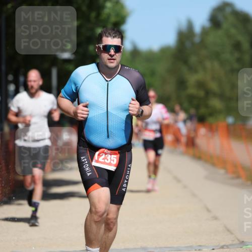 07.09.2025 - 19. Norderstedt Triathlon Michael Strokosch http://msf.ph/oto/8818293 07.09.2025 13:00:00 Laufen 847, 1230, 1235, 1263, 1370 meine-sportfotos.de