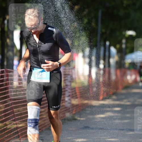 07.09.2025 - 19. Norderstedt Triathlon Michael Strokosch http://msf.ph/oto/8818307 07.09.2025 15:42:20 Laufen 428, 458 meine-sportfotos.de