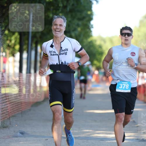 07.09.2025 - 19. Norderstedt Triathlon Michael Strokosch http://msf.ph/oto/8818312 07.09.2025 16:41:14 Laufen 378, 405, 421, 1405, 1592 meine-sportfotos.de