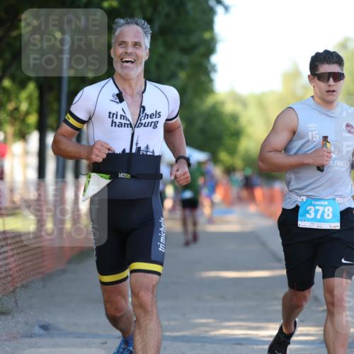 07.09.2025 - 19. Norderstedt Triathlon Michael Strokosch http://msf.ph/oto/8818314 07.09.2025 16:41:14 Laufen 378, 405, 421, 1405, 1592 meine-sportfotos.de