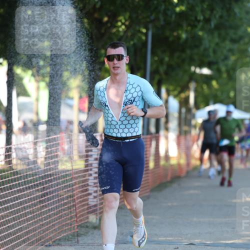 07.09.2025 - 19. Norderstedt Triathlon Michael Strokosch http://msf.ph/oto/8818325 07.09.2025 16:41:16 Laufen 378, 405, 421, 1405, 1592 meine-sportfotos.de