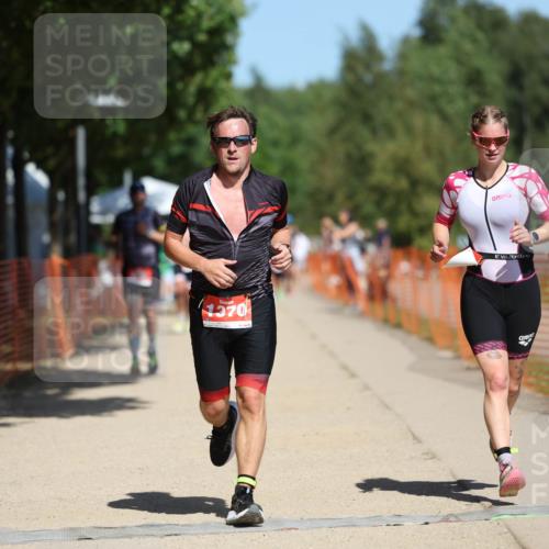 07.09.2025 - 19. Norderstedt Triathlon Michael Strokosch http://msf.ph/oto/8818334 07.09.2025 13:00:03 Laufen 858, 1230, 1235, 1263, 1370 meine-sportfotos.de