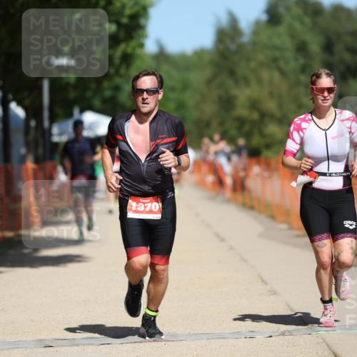 07.09.2025 - 19. Norderstedt Triathlon Michael Strokosch http://msf.ph/oto/8818339 07.09.2025 13:00:03 Laufen 858, 1230, 1235, 1263, 1370 meine-sportfotos.de