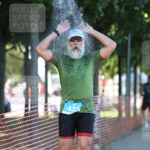 07.09.2025 - 19. Norderstedt Triathlon Michael Strokosch http://msf.ph/oto/8818345 07.09.2025 16:41:25 Laufen 421, 1584, 1595 meine-sportfotos.de
