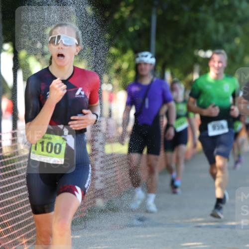07.09.2025 - 19. Norderstedt Triathlon Michael Strokosch http://msf.ph/oto/8818408 07.09.2025 16:41:50 Laufen 401, 885, 939, 1100, 1482, 1545, 1561 meine-sportfotos.de