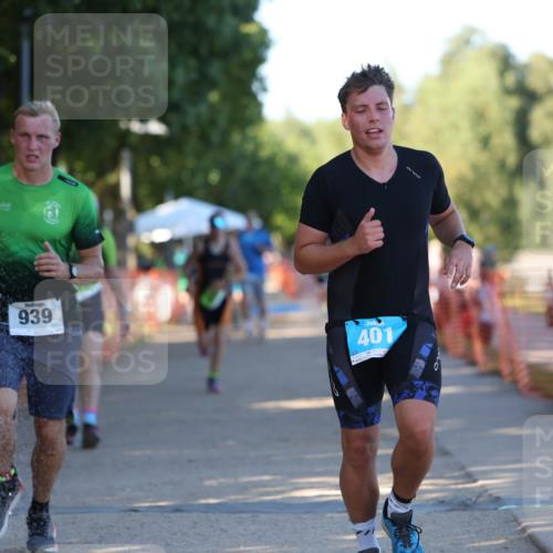 07.09.2025 - 19. Norderstedt Triathlon Michael Strokosch http://msf.ph/oto/8818416 07.09.2025 16:41:51 Laufen 401, 885, 939, 1100, 1482, 1545, 1561 meine-sportfotos.de