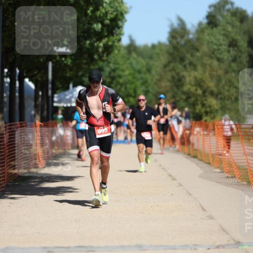 07.09.2025 - 19. Norderstedt Triathlon Michael Strokosch http://msf.ph/oto/8818445 07.09.2025 13:00:12 Laufen 695, 858, 1247, 1342 meine-sportfotos.de