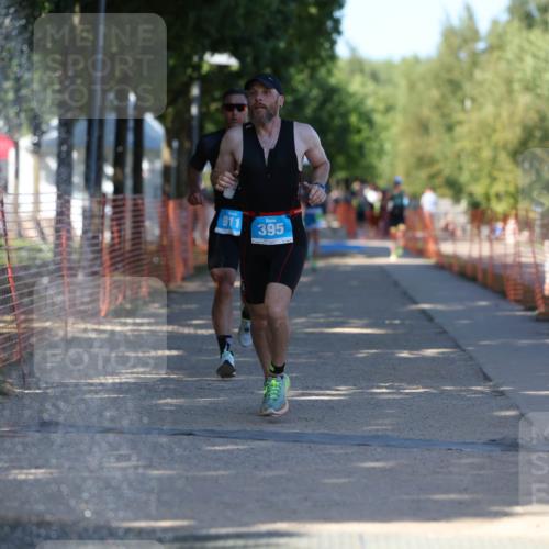 07.09.2025 - 19. Norderstedt Triathlon Michael Strokosch http://msf.ph/oto/8818449 07.09.2025 15:42:40 Laufen 395, 439 meine-sportfotos.de