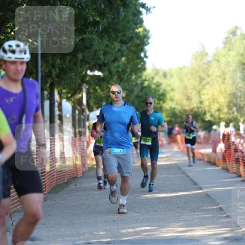 07.09.2025 - 19. Norderstedt Triathlon Michael Strokosch http://msf.ph/oto/8818450 07.09.2025 16:41:59 Laufen 381, 437, 532, 1482, 1561, 1612 meine-sportfotos.de