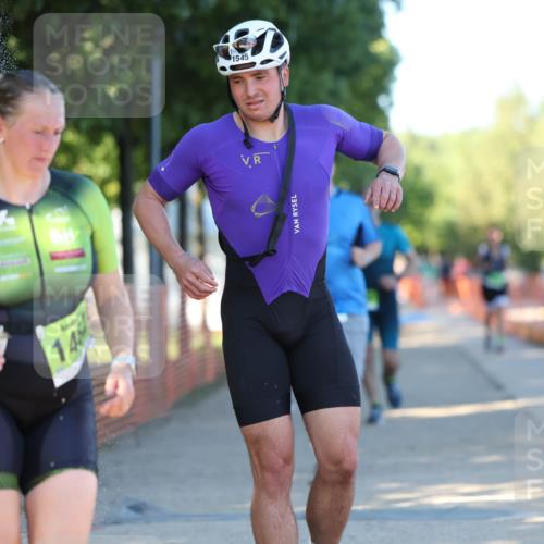 07.09.2025 - 19. Norderstedt Triathlon Michael Strokosch http://msf.ph/oto/8818454 07.09.2025 16:42:00 Laufen 381, 437, 532, 1561, 1612 meine-sportfotos.de