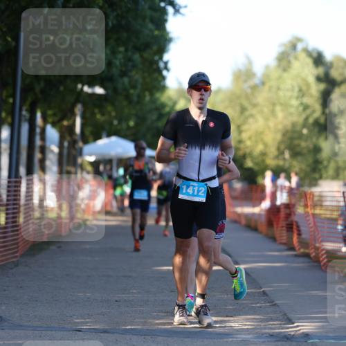 07.09.2025 - 19. Norderstedt Triathlon Michael Strokosch http://msf.ph/oto/8818565 07.09.2025 16:42:22 Laufen 1050, 1412, 1443 meine-sportfotos.de