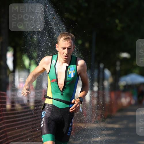 07.09.2025 - 19. Norderstedt Triathlon Michael Strokosch http://msf.ph/oto/8818572 07.09.2025 15:42:59 Laufen 1506 meine-sportfotos.de