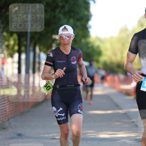 07.09.2025 - 19. Norderstedt Triathlon Michael Strokosch http://msf.ph/oto/8818591 07.09.2025 16:42:24 Laufen 516, 1050, 1412, 1443 meine-sportfotos.de