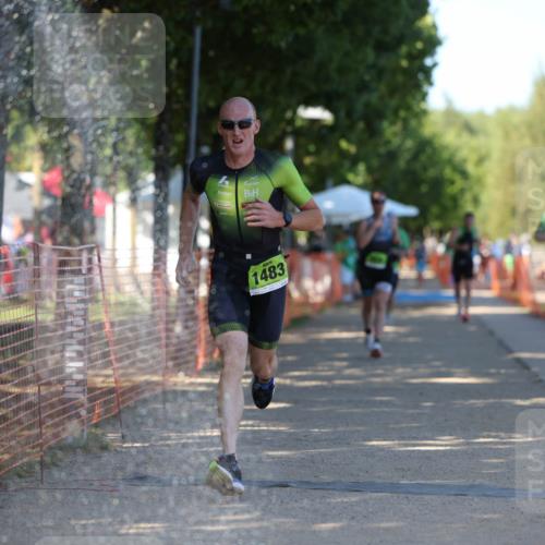 07.09.2025 - 19. Norderstedt Triathlon Michael Strokosch http://msf.ph/oto/8818635 07.09.2025 15:43:26 Laufen 450, 1483, 1488 meine-sportfotos.de