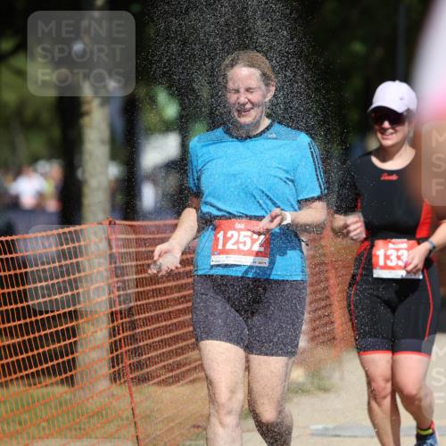 07.09.2025 - 19. Norderstedt Triathlon Michael Strokosch http://msf.ph/oto/8818650 07.09.2025 13:00:25 Laufen 783, 820, 1252, 1322, 1338 meine-sportfotos.de