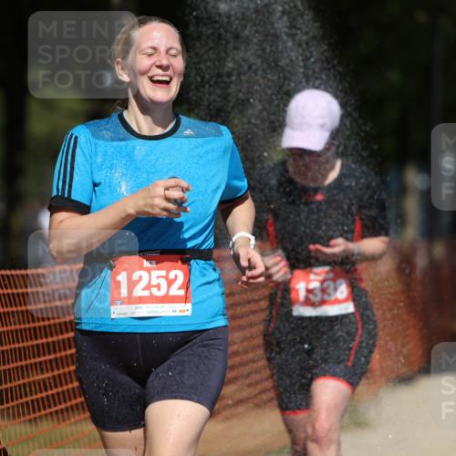 07.09.2025 - 19. Norderstedt Triathlon Michael Strokosch http://msf.ph/oto/8818673 07.09.2025 13:00:26 Laufen 728, 783, 820, 1252, 1322, 1338, 1382 meine-sportfotos.de