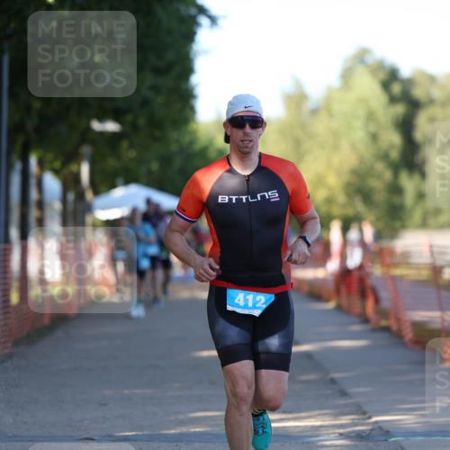 07.09.2025 - 19. Norderstedt Triathlon Michael Strokosch http://msf.ph/oto/8818691 07.09.2025 16:42:49 Laufen 412, 1049 meine-sportfotos.de