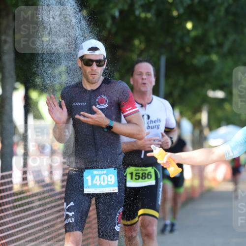 07.09.2025 - 19. Norderstedt Triathlon Michael Strokosch http://msf.ph/oto/8818724 07.09.2025 16:42:58 Laufen 927, 943, 1063, 1409, 1586 meine-sportfotos.de
